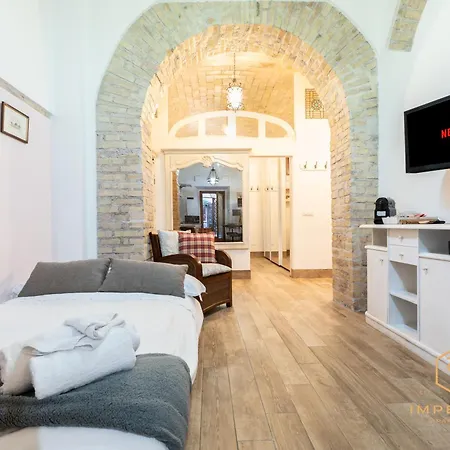 Imperium - 100mt To Metro, Private Patio, A-c, 2-4 Pax Prázdninový dům *
