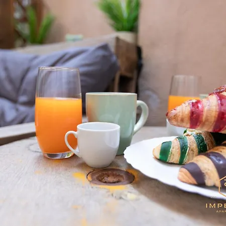 Imperium - 100mt To Metro, Private Patio, A-c, 2-4 Pax Prázdninový dům *