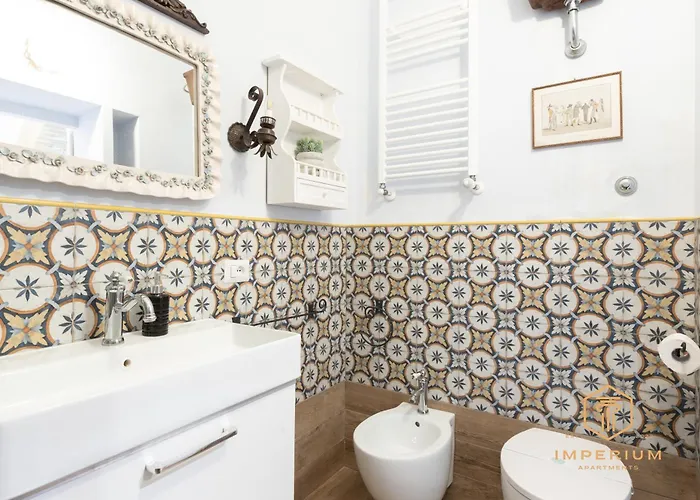 Imperium - 100mt To Metro, Private Patio, A-c, 2-4 Pax Prázdninový dům *